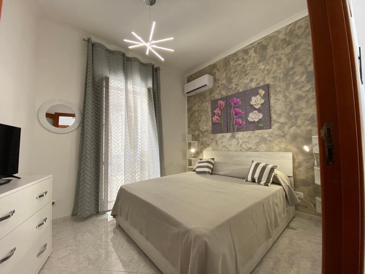 נאפולי Sea&Sun Apartament Chiaia מראה חיצוני תמונה