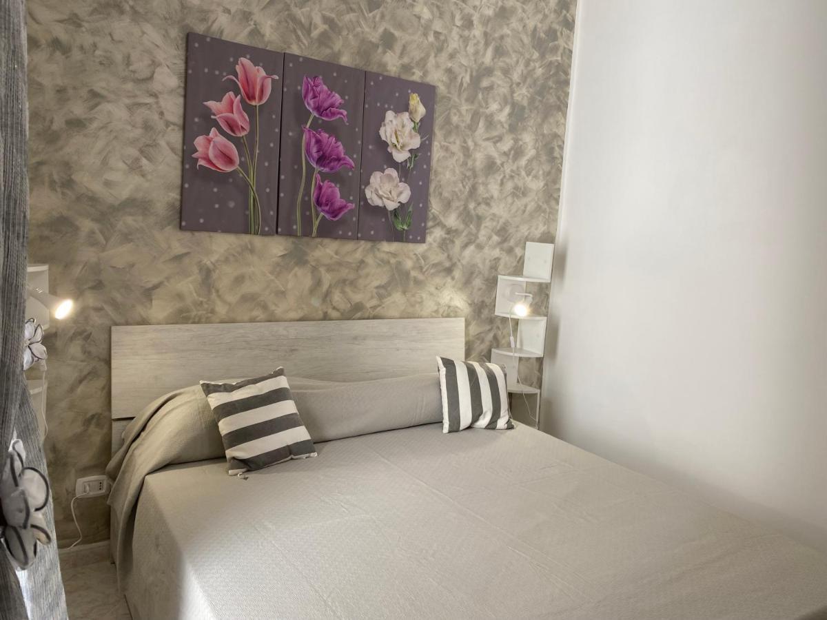 נאפולי Sea&Sun Apartament Chiaia מראה חיצוני תמונה